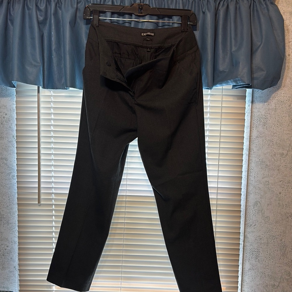 Express Gray Ankle Cropped Pants Sleek Design